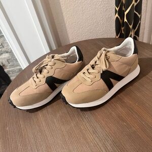 MIA, size 7, casual sneakers - Tan & Black
